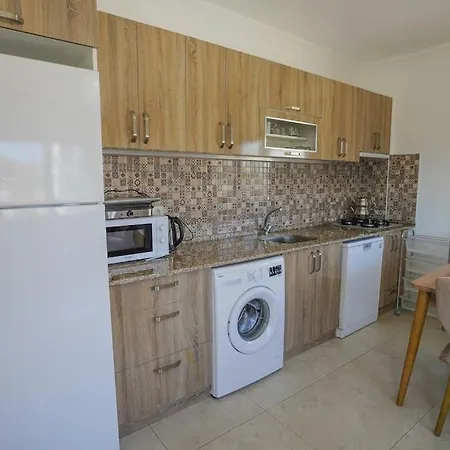Denize 1 Km Uygun Fiyatli Apart Apartment *