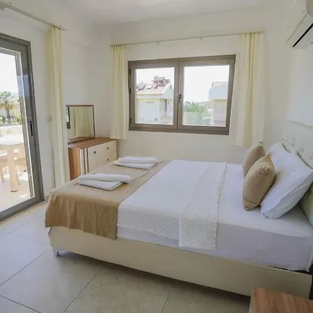 Denize 1 Km Uygun Fiyatli Apart Apartment